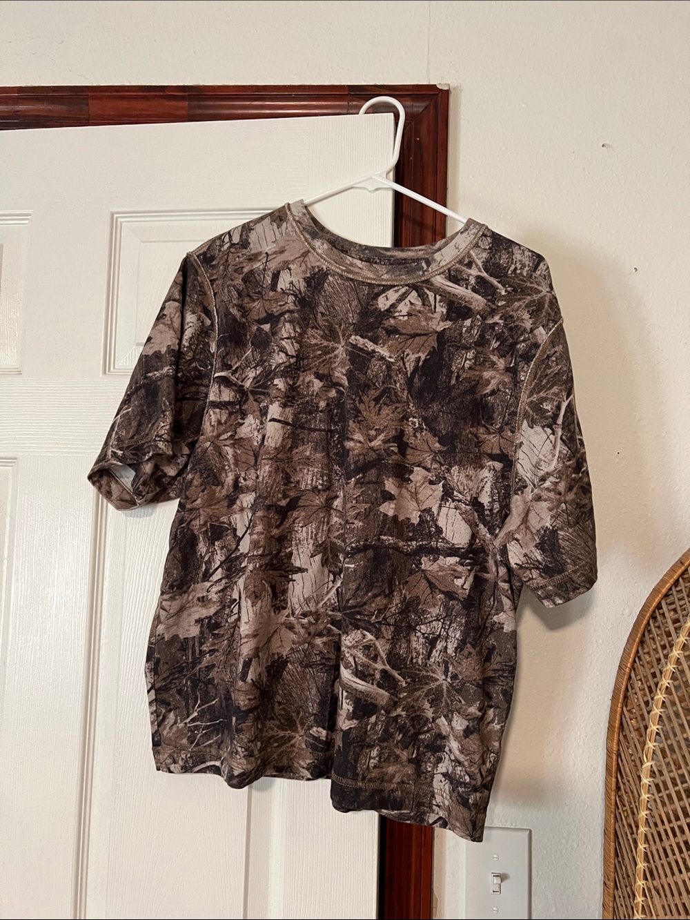 RSQ Men's Short-Sleeve Camo Tee - Brown & Black